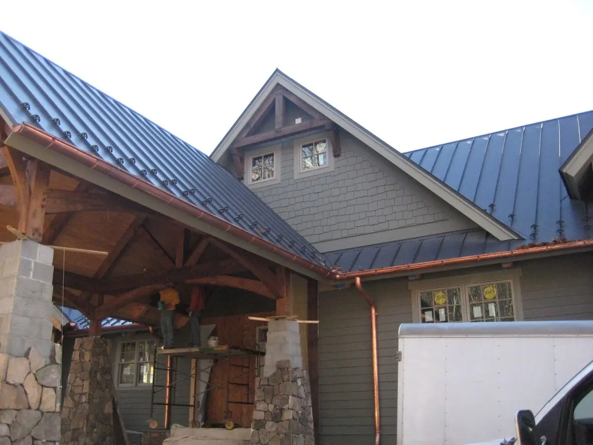 Craftsman Roofing team delivering quality roofing work in North Franklinton
